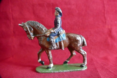 Quiralu officier chasseur - officier,